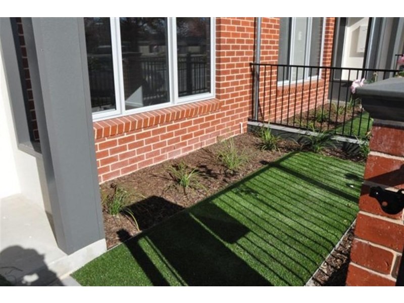 16 ELMWOOD CIRCUIT, Wodonga VIC 3690