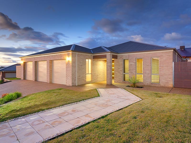 29 BREMER AVENUE, Wodonga VIC 3690