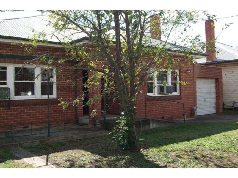 176 LAWRENCE STREET, Wodonga VIC 3690