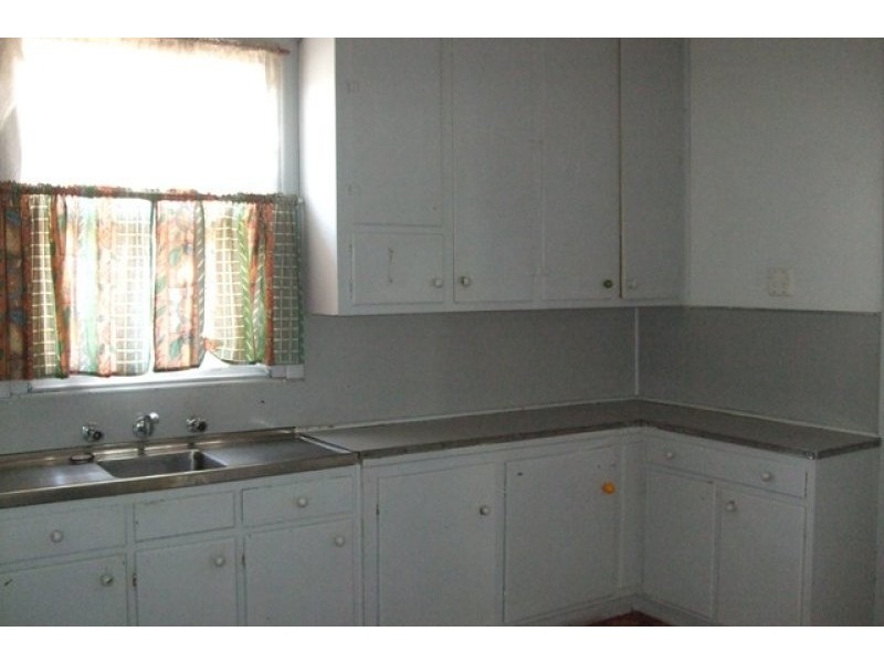 176 LAWRENCE STREET, Wodonga VIC 3690