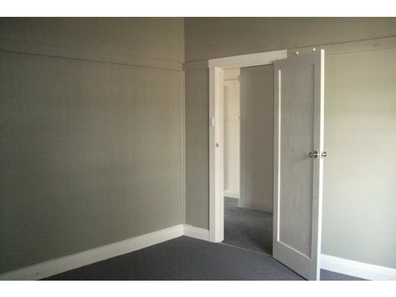 176 LAWRENCE STREET, Wodonga VIC 3690