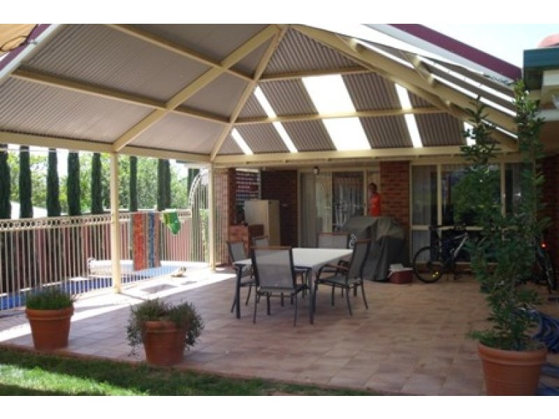 7 FALCON CIRCUIT, Wodonga VIC 3690