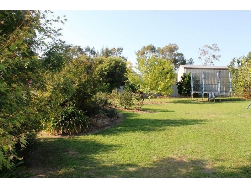 10 LUTZEN CLOSE, Baranduda VIC 3691