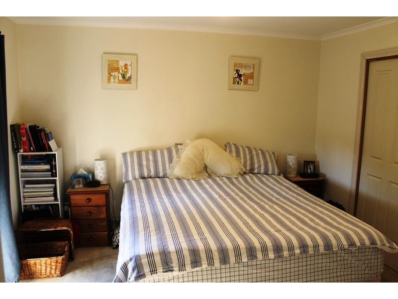 10 LUTZEN CLOSE, Baranduda VIC 3691