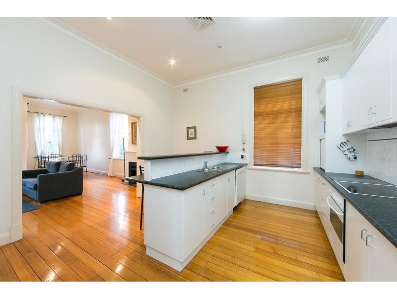 606B DEAN STREET, Albury NSW 2640