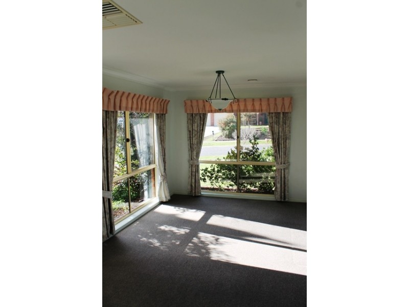 7 FALCON CIRCUIT, Wodonga VIC 3690