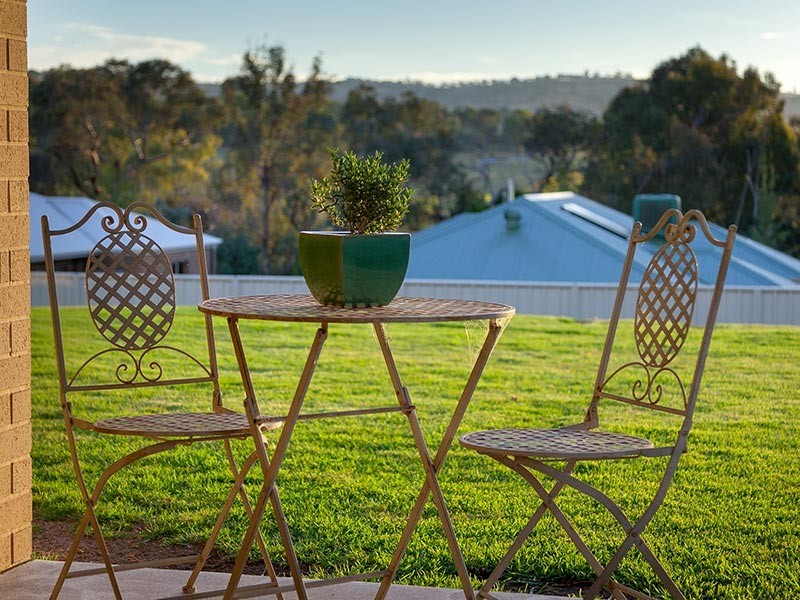 42 BREMER AVENUE, Wodonga VIC 3690