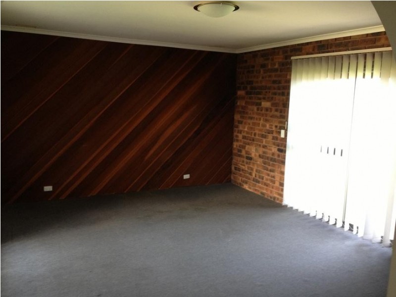 13 MAXWELL DRIVE, Wodonga VIC 3690