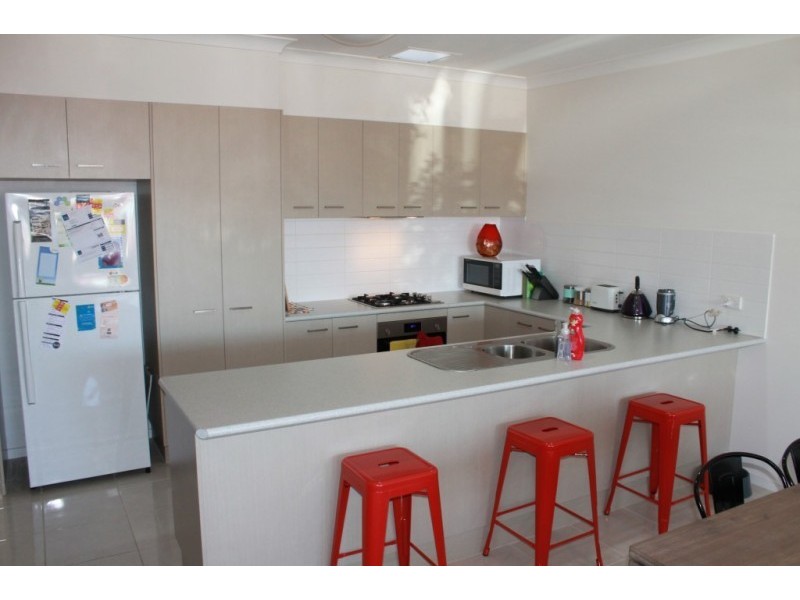 18 ELMWOOD CIRCUIT, Wodonga VIC 3690