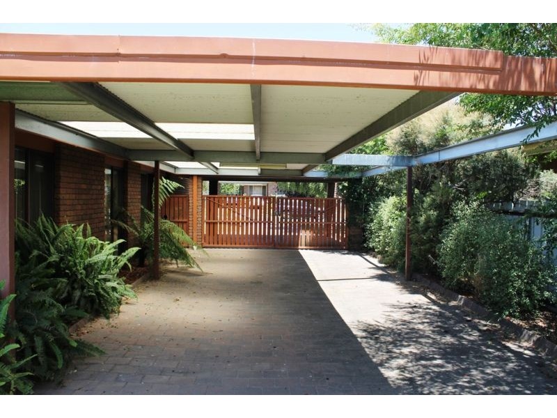 3 GARNET CIRCUIT, Wodonga VIC 3690