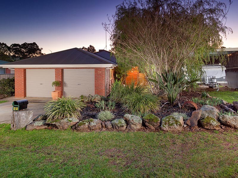 31 AZURE DRIVE, Wodonga VIC 3690