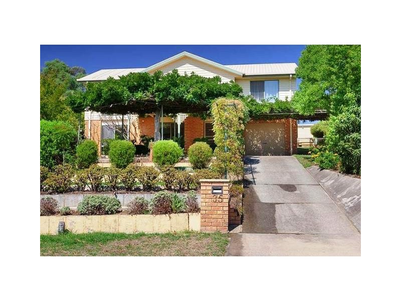 35 CRAIG DRIVE, Bellbridge VIC 3691
