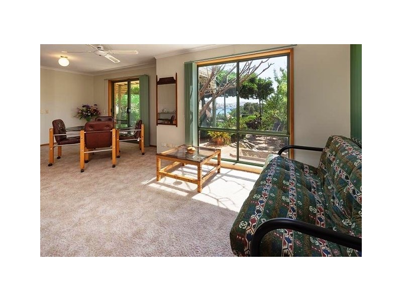 35 CRAIG DRIVE, Bellbridge VIC 3691