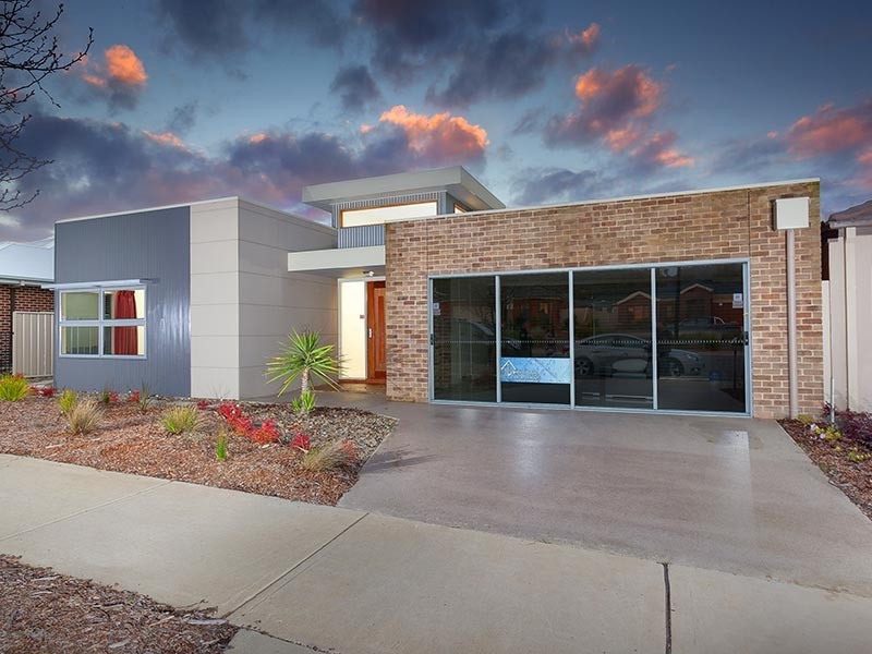 44 VICTORIA CROSS PARADE, Wodonga VIC 3690