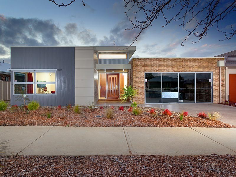 44 VICTORIA CROSS PARADE, Wodonga VIC 3690