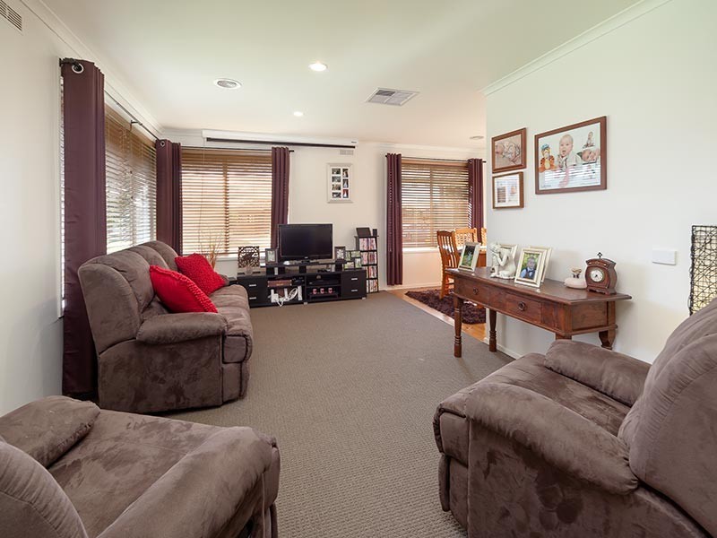 13 JAMIESON COURT, Wodonga VIC 3690