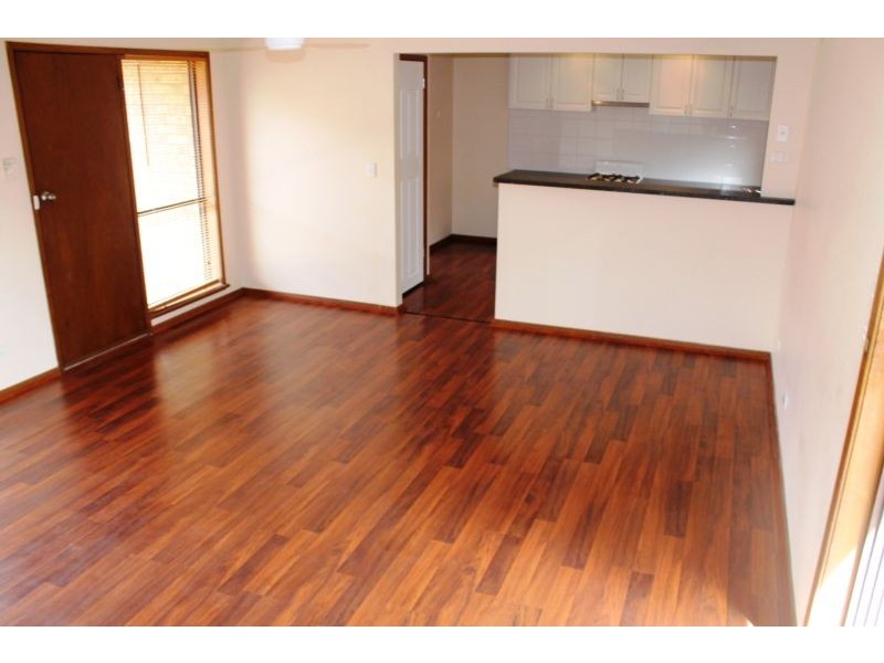 2/379 LAWRENCE STREET, Wodonga VIC 3690