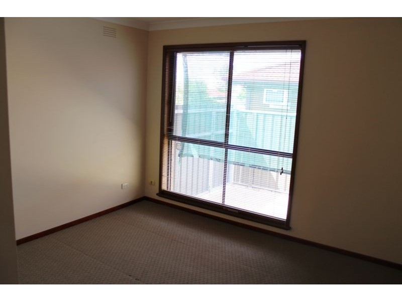 2/379 LAWRENCE STREET, Wodonga VIC 3690