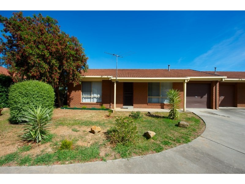 2/6 ARNOLD PLACE, Wodonga VIC 3690