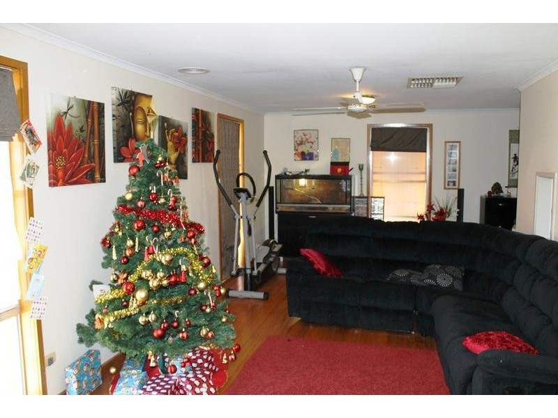 19 LONDON ROAD, Wodonga VIC 3690