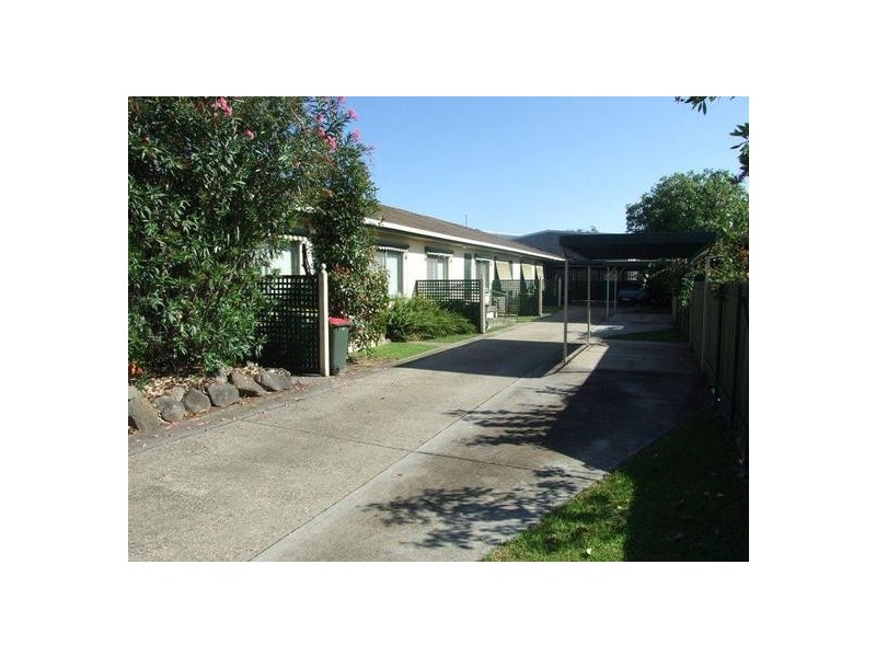 2/92 LAWRENCE STREET, Wodonga VIC 3690