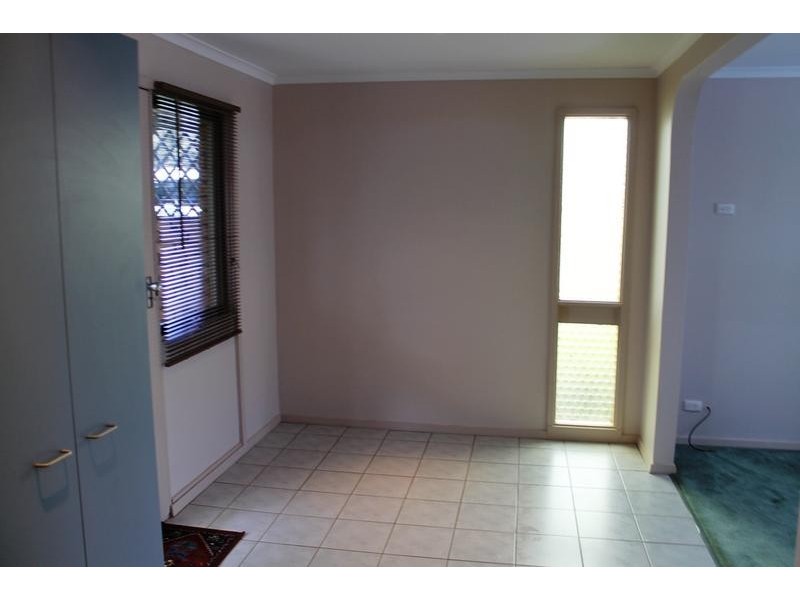 407 DALE CRESCENT, Albury NSW 2640