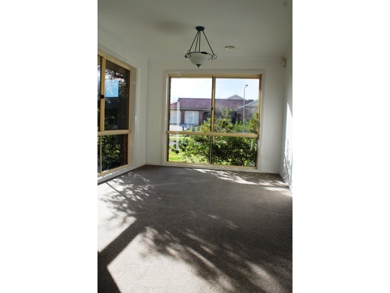 7 FALCON CIRCUIT, Wodonga VIC 3690