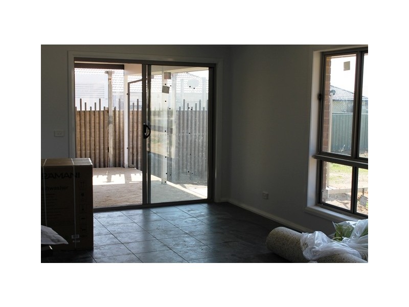 2 VICTORIA CROSS PARADE, Wodonga VIC 3690