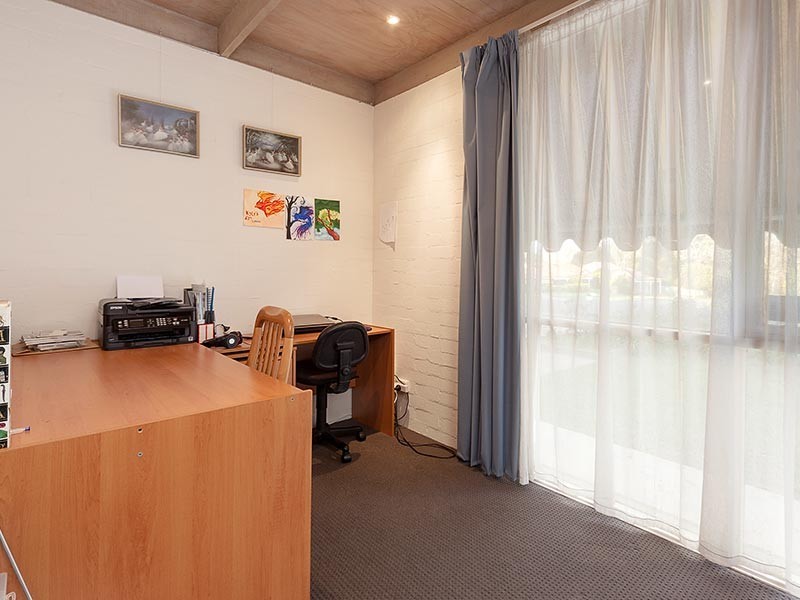 7 CHIFLEY STREET, Wodonga VIC 3690