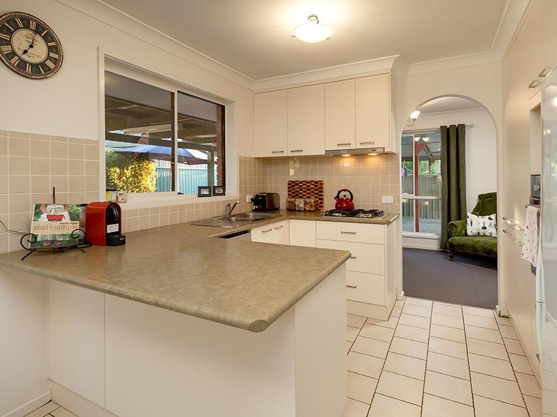 19 SINNETT COURT, Wodonga VIC 3690