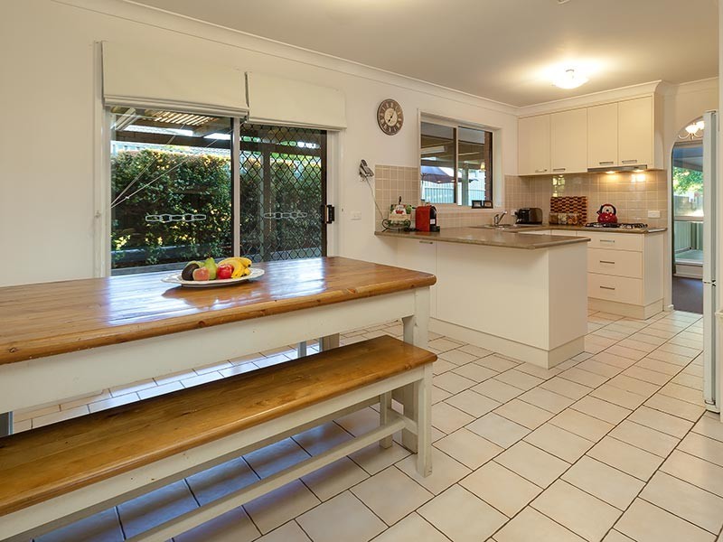 19 SINNETT COURT, Wodonga VIC 3690