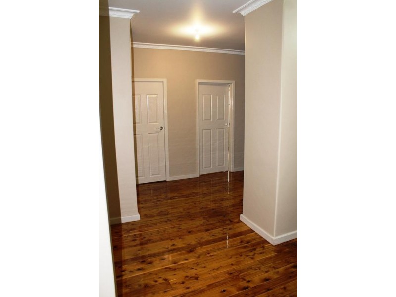 442 MACAULEY STREET, Albury NSW 2640