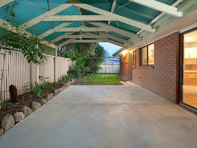 2/14 GAYVIEW DRIVE, Wodonga VIC 3690