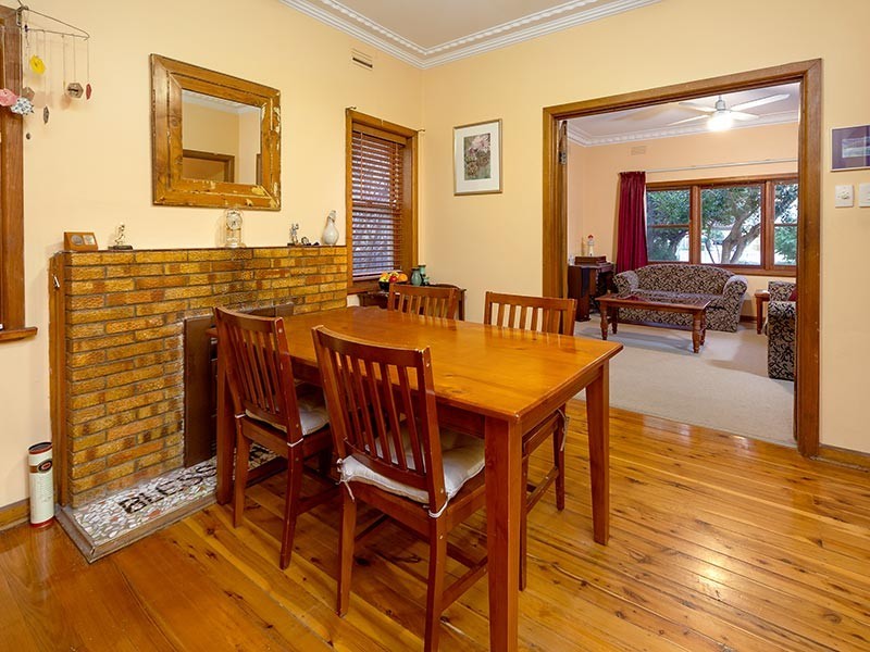 15 BURNLEY STREET, Wodonga VIC 3690