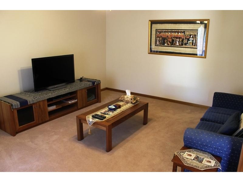 35 WHERNSIDE DRIVE, Wodonga VIC 3690