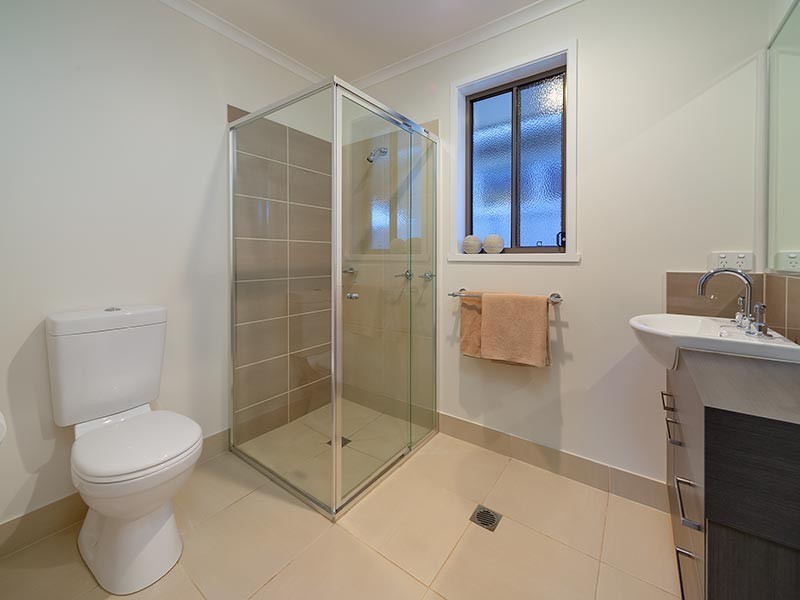 42 BREMER AVENUE, Wodonga VIC 3690