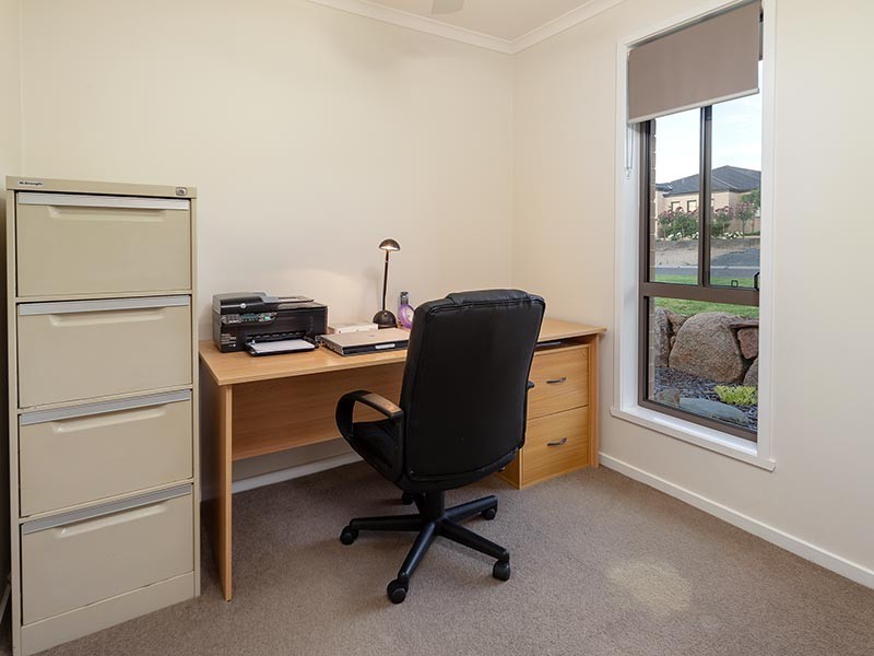 42 BREMER AVENUE, Wodonga VIC 3690