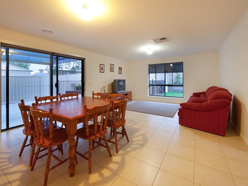 28 WHISTLER CONCOURSE, Wodonga VIC 3690