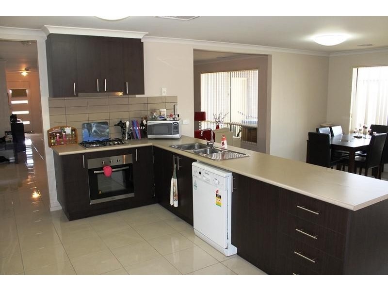 1 VICTORIA CROSS PARADE, Wodonga VIC 3690