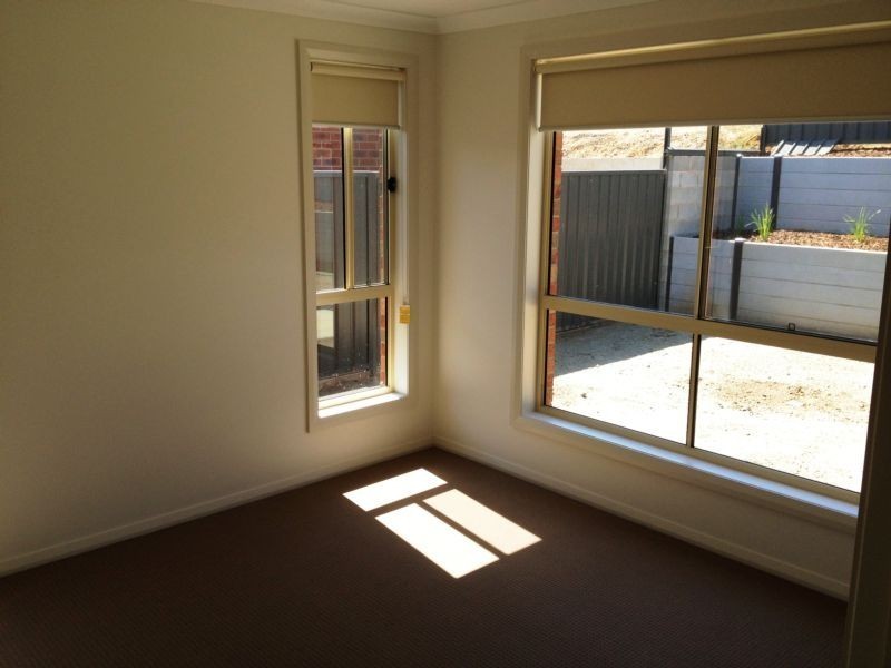 28 KENNETH WATSON DRIVE, Wodonga VIC 3690
