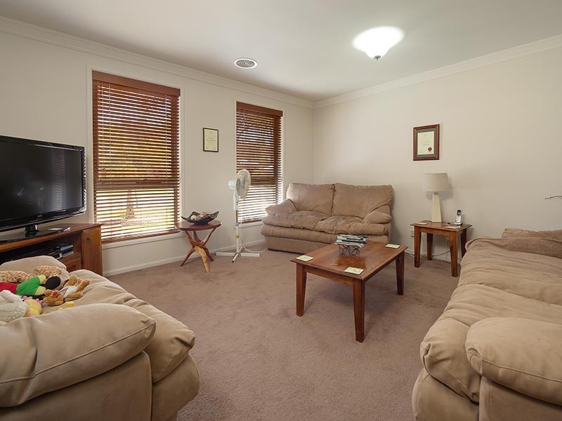 19 GOLFLINKS AVENUE, Wodonga VIC 3690