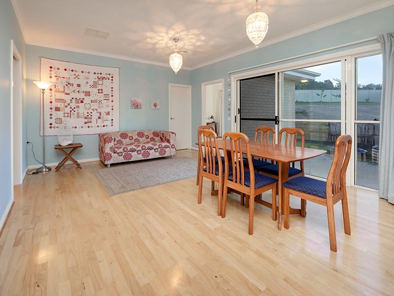 19 BREWER DRIVE, Wodonga VIC 3690