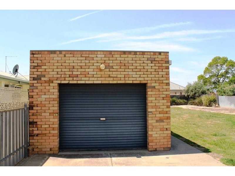 14 TOWER STREET, Wodonga VIC 3690