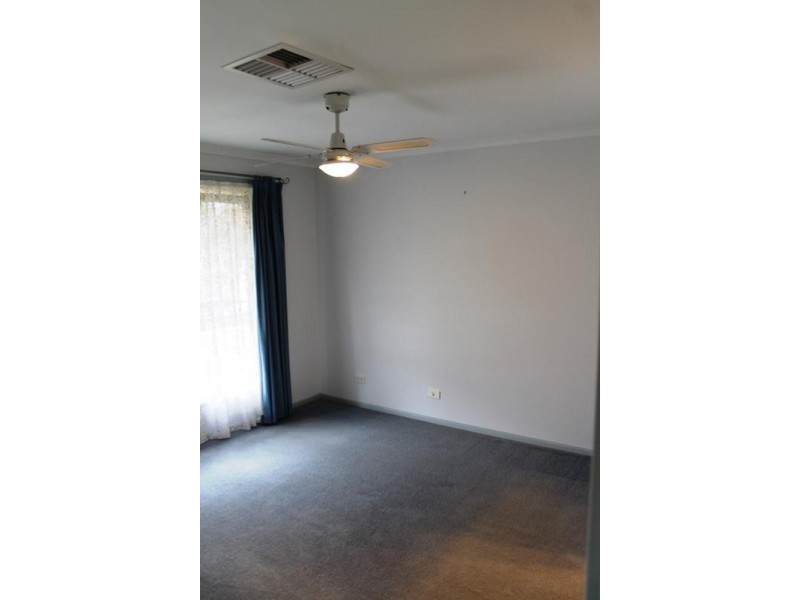 1 SLICE COURT, Wodonga VIC 3690