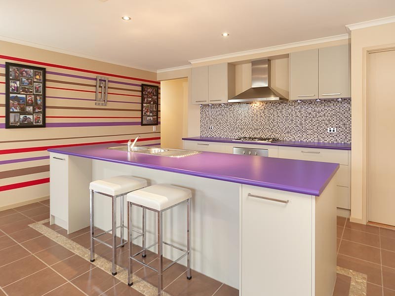 27 LIGHTWOOD DRIVE, Wodonga VIC 3690