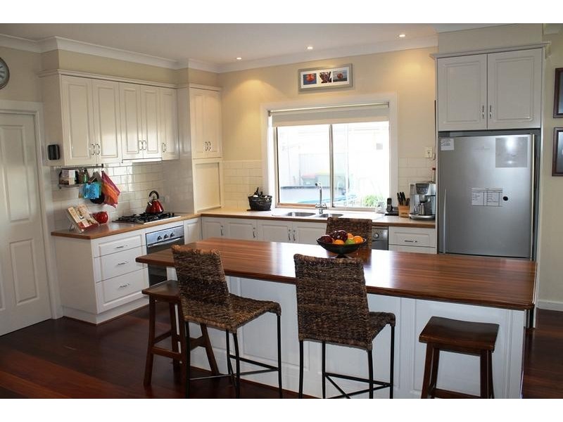 5 WILLOUGHBY AVENUE, Wodonga VIC 3690