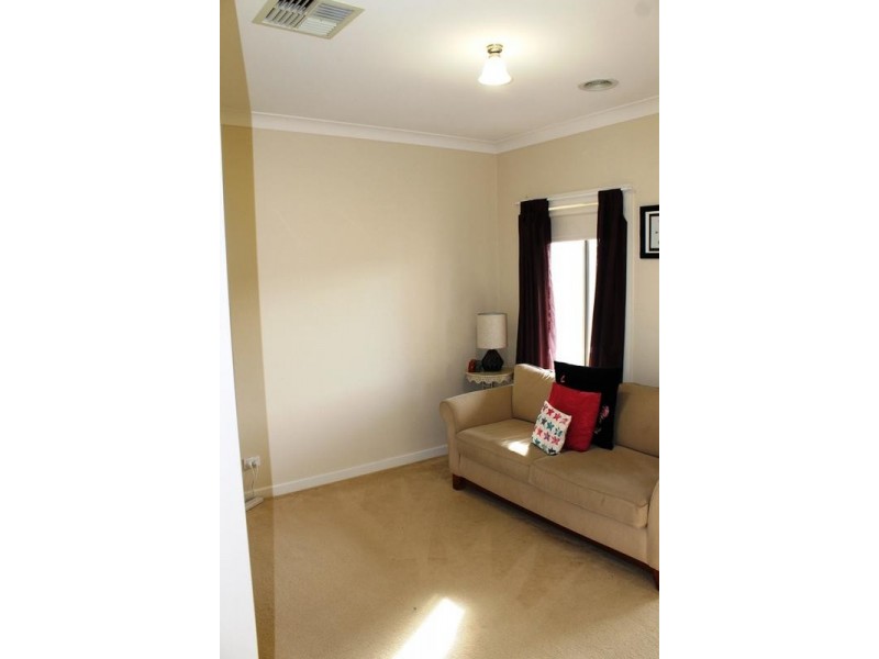 5 WILLOUGHBY AVENUE, Wodonga VIC 3690