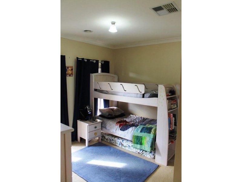 5 WILLOUGHBY AVENUE, Wodonga VIC 3690