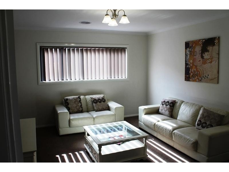 24 MAYGAR AVENUE, Wodonga VIC 3690