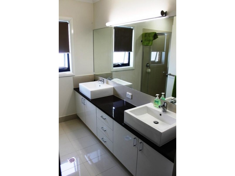 24 MAYGAR AVENUE, Wodonga VIC 3690